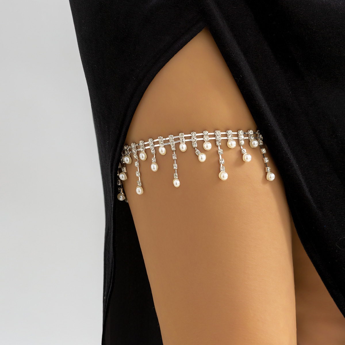 Body Jewelry Thigh Chain - Perlen-Beinkette für Damen mit Strass, Oberschenkelkette